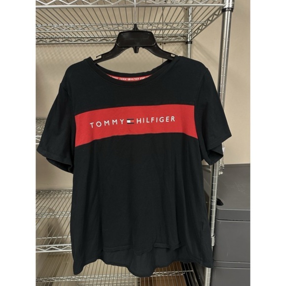 Tommy Hilfiger Black and Red Logo Tshirt Sport Size 0X‎